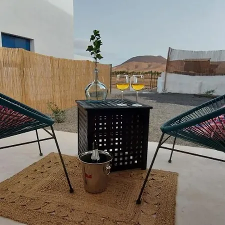 Casa Lolita - Vistas Al Volcan Hébergement de vacances *